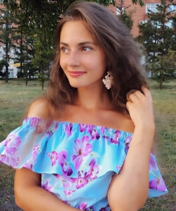 Я настоящая профессионалка, готовая удовлетворить все твои сокровенные желания и фантазии. Мои услуги настолько разнообразны, что ты не сможешь устоять. Релаксирующие массажи, виртуальное общение, страстные эскорт-услуги – это только начало. Тебя ждут нескончаемый поток удовольствия и блаженства. Мои клиенты в Москве говорят, что обо мне можно писать стихи. Посмотри фото и ты поймешь, насколько я сексуальна и искусна. Живу в Москве и готова к незабываемым встречам прямо сейчас! 💋😈🔥 Рада
